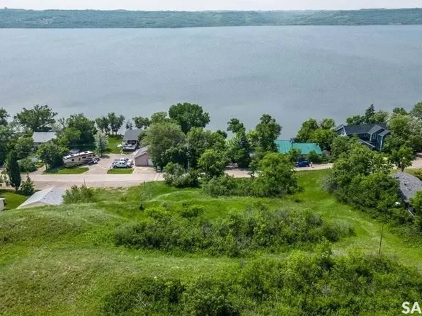 40 Lakeshore Drive, Kannata Valley, SK S0G 4L0