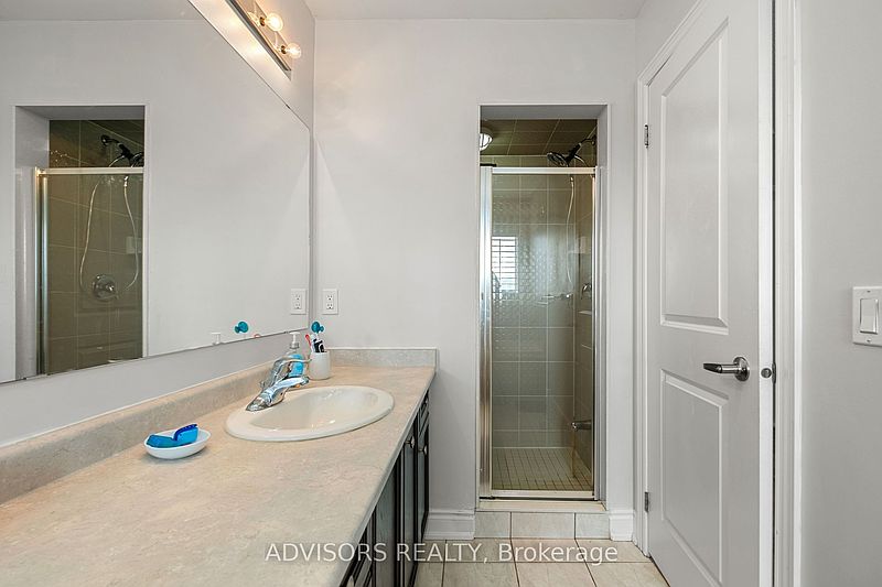 Toronto House for rent - 3 Bedrooms — photo 25