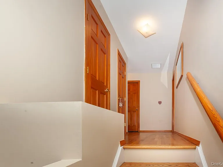 15 Cindy Ln — Photo 16