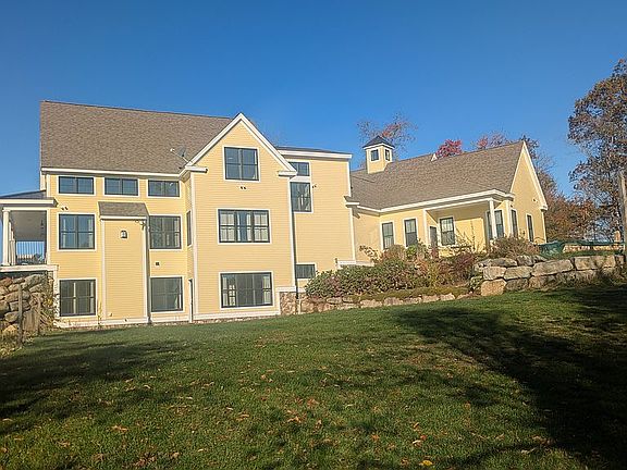 3rd image of 71 Baldwin Hill Rd