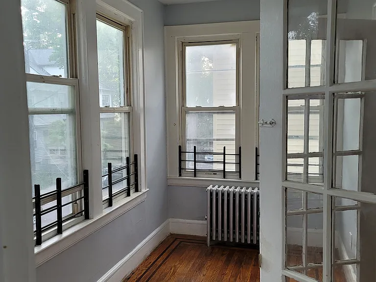 29 Arsdale Pl #2 — Photo 7