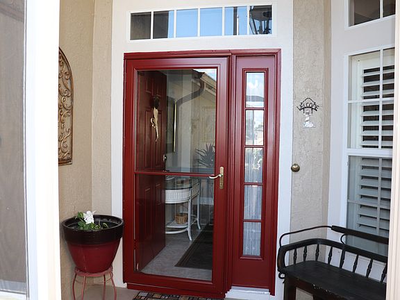 Front entrance - screened