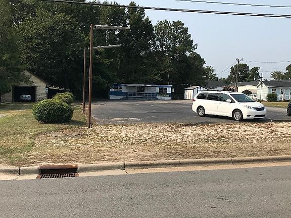 3rd image of 115 S Berkeley Blvd