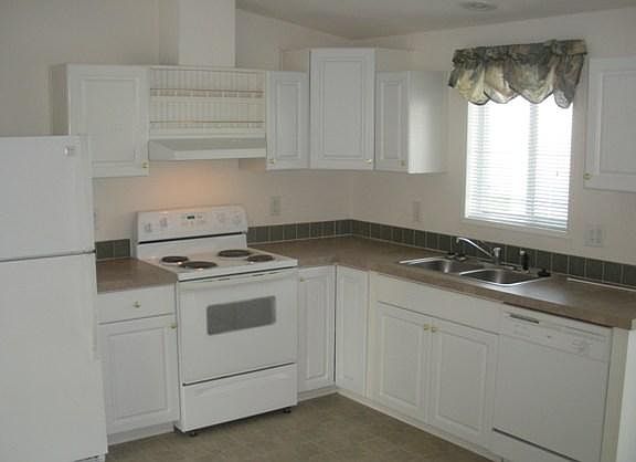 2nd image of 612 105th Street Ct E