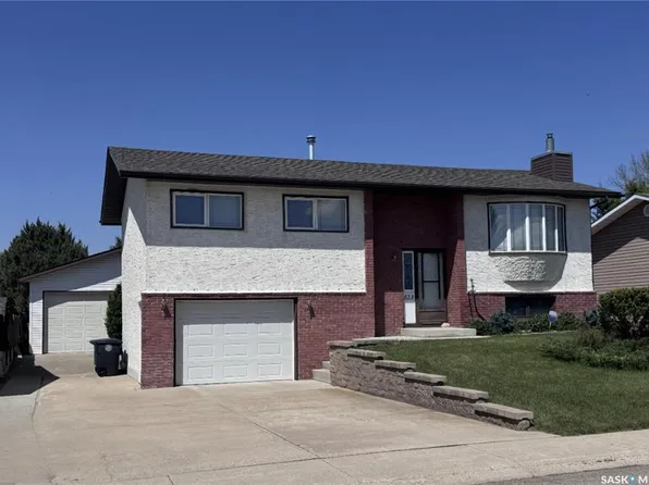 523 8th AVENUE W, Biggar, SK S0K 0M0