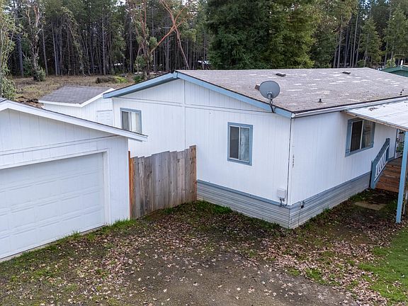 5th image of 629 Frederick Ct