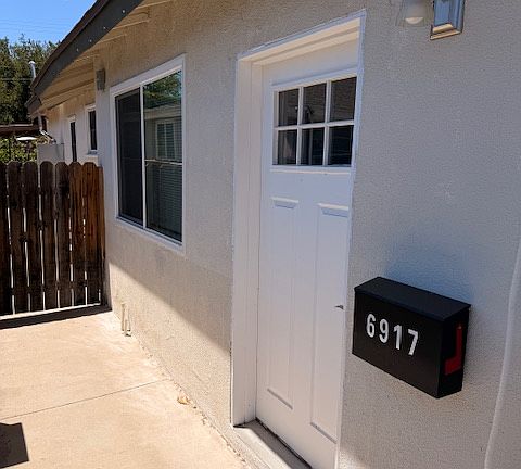 2nd image of 6917 Vanalden Ave