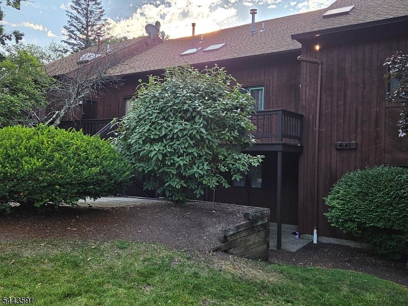 1st image of 1 Sugar Loaf Ct Unit 8 BLDG 1 #8