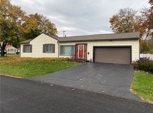 170 Hinchey Rd, Rochester, NY 14624