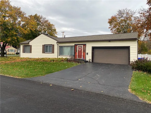 170 Hinchey Rd, Rochester, NY 14624