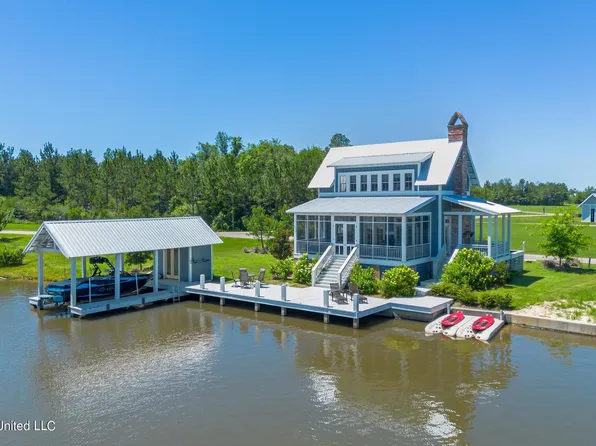 45 Crosskey, Lumberton, MS 39455