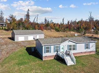 526 Parr Dr, Tappahannock, VA 22560