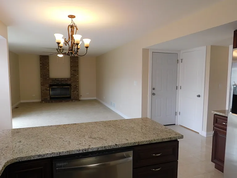 1906 Armwood Ln — Photo 7