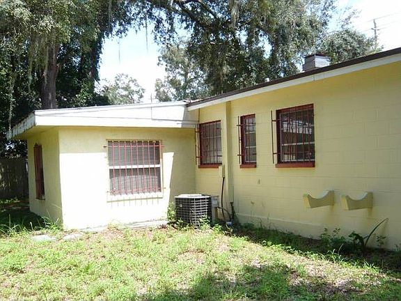 3rd image of 2302 E Bougainvillea Ave