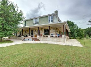 808 Bateman Rd, Red Rock, TX 78662