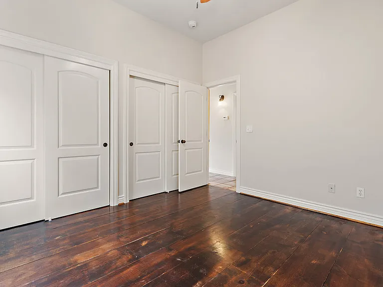 6362 Broadway Ter — Photo 17