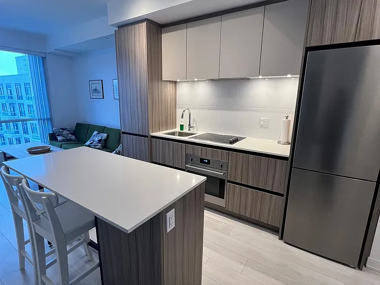 7950 Bathurst St #1212 — Photo 8