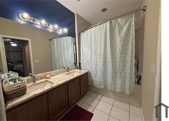 3 bed, 1897 sqft, $3,110 — Photo 3