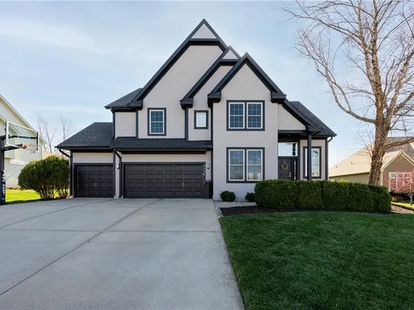 9509 N Arlington Ave, Kansas City, MO 64157