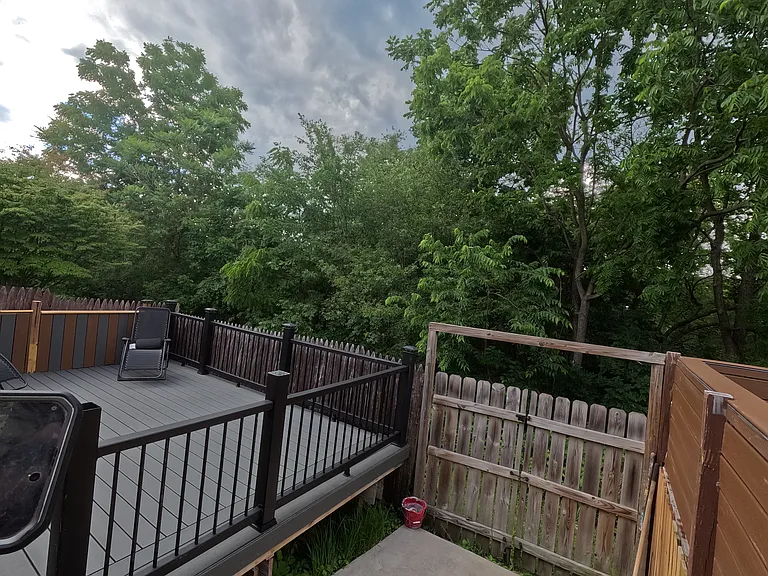 418 Bridge St — Photo 37