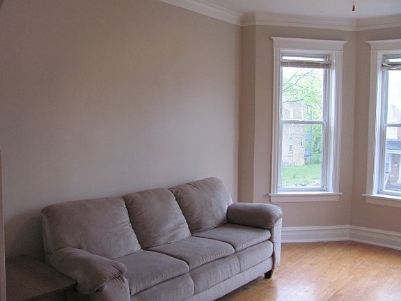 3rd image of 6525 S Hermitage Ave #2
