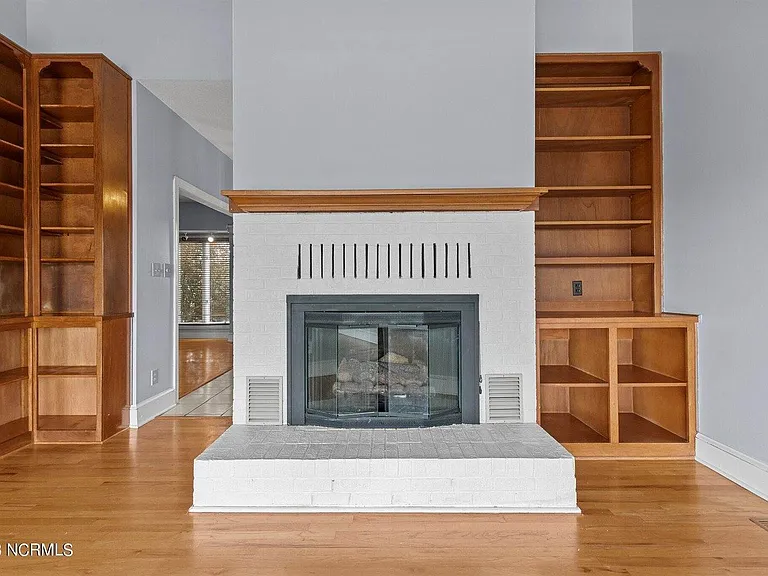 867 Castleberry Ct — Photo 31