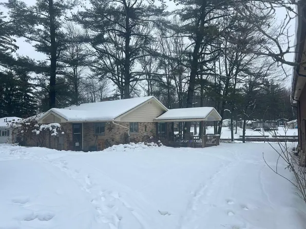 5395 Knollwood Dr, Beaverton, MI 48612