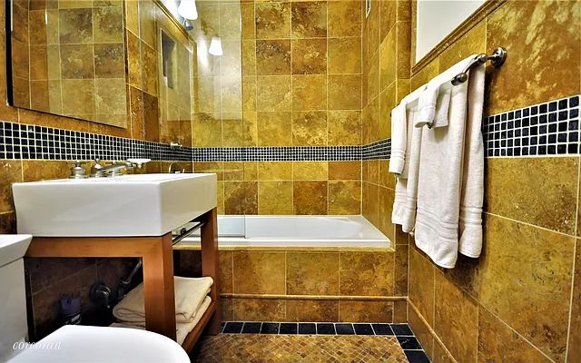 Rented by Corcoran | media 19