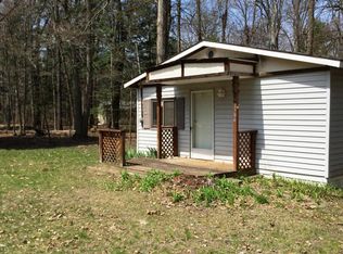 52384 Oak St, Grand Junction, MI 49056