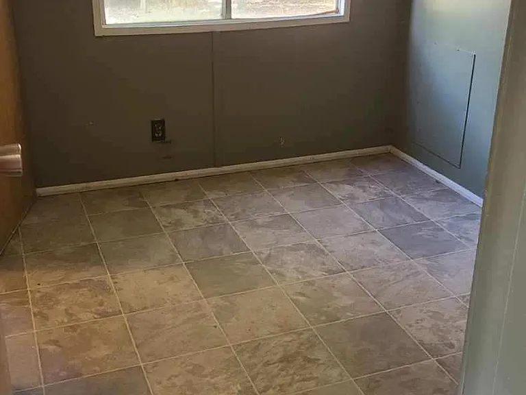 228 Herbert Rd — Photo 6
