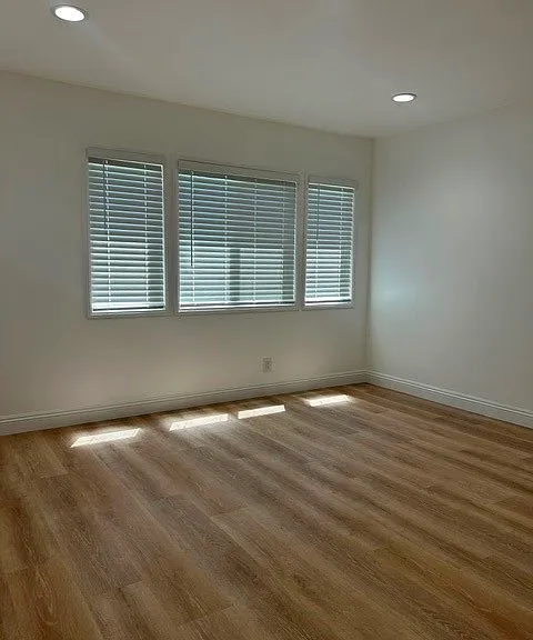 1728 Westcliff Dr — Photo 27