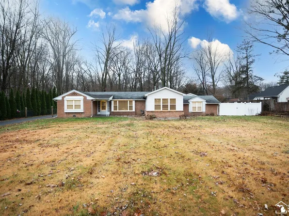 7707 Secor Rd, Lambertville, MI 48144