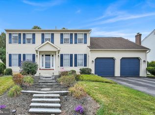 2706 Temple Dr, Sinking Spring, PA 19608