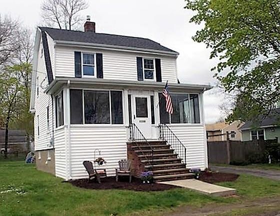 2nd image of 144 Lincoln St
