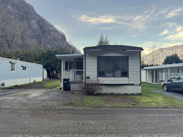 62010 Flood Hope Rd #10, Hope, BC V0X 1L2