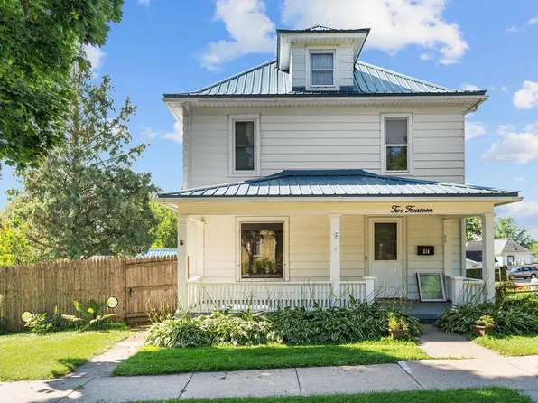 214 11th Street, Baraboo, WI 53913