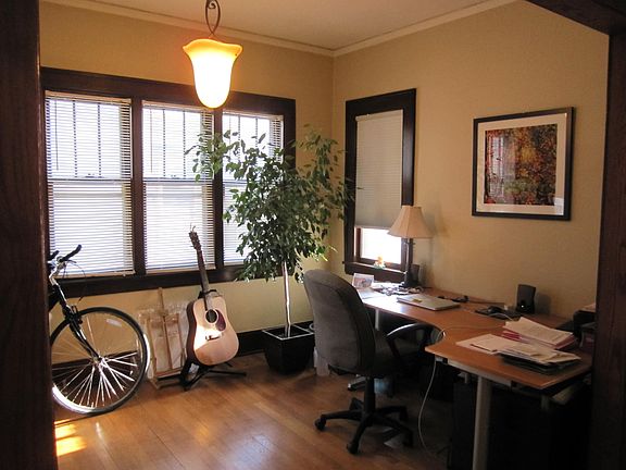 4th image of 3906 Thomas Ave S #102