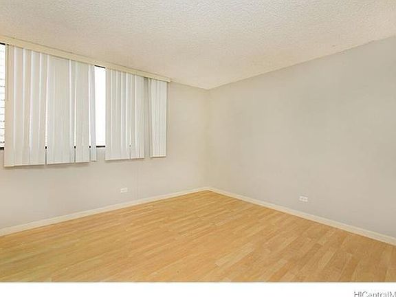 3rd image of 3070 Ala Ilima St APT 406