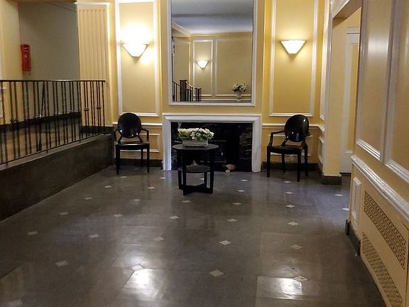 5th image of 4308 41st St APT 4