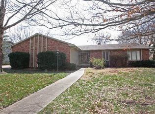 2805 Oxford Rd, Lawrence, KS 66049