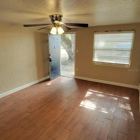 37221 Marlu Ln — Photo 4