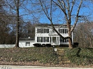 3rd image of 11861 Garfield Rd