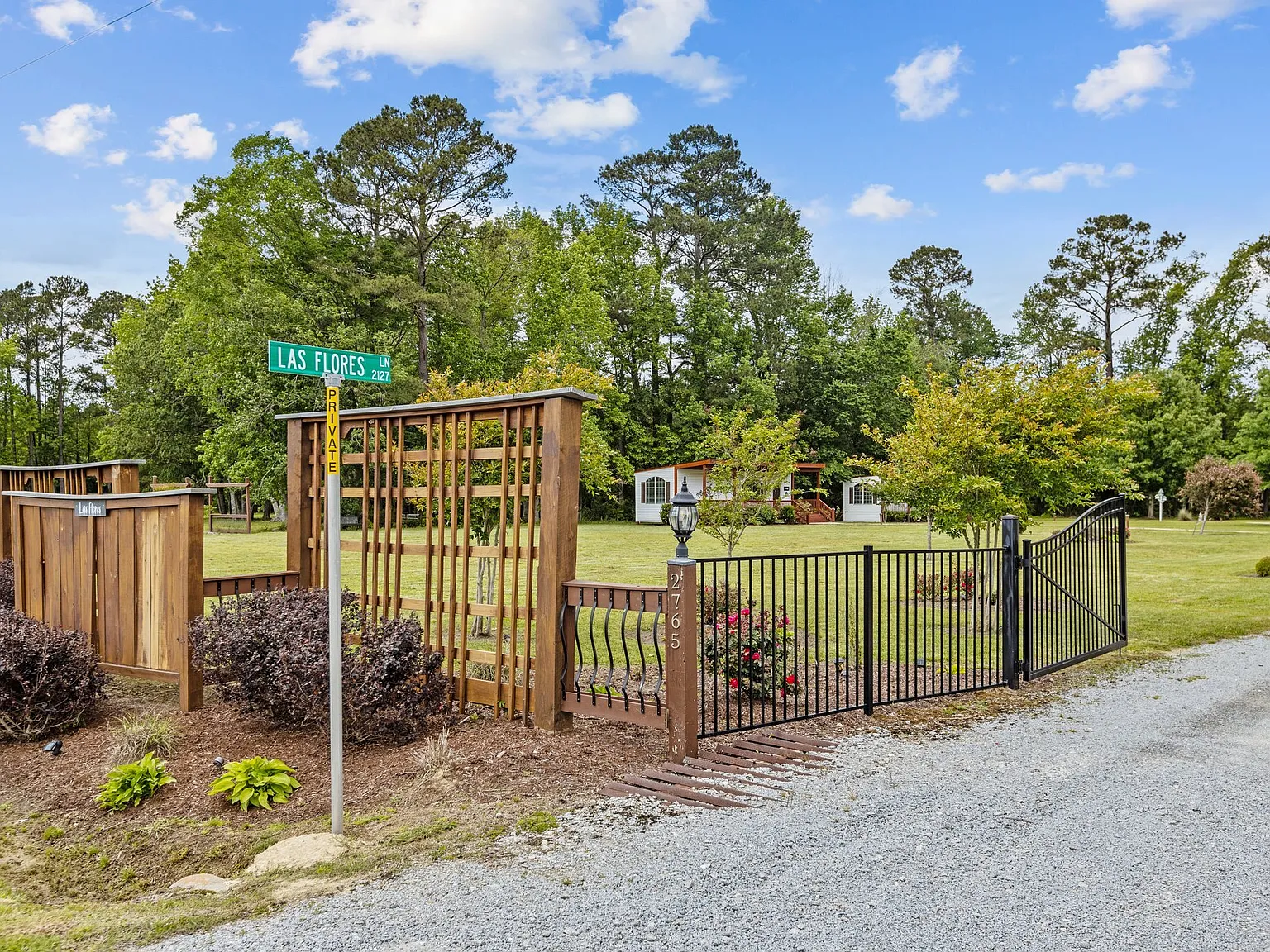 2110 Las Flores Lane - 1 — Photo 2