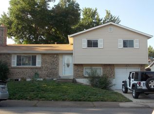 9553 W Capri Ave, Littleton, CO 80123