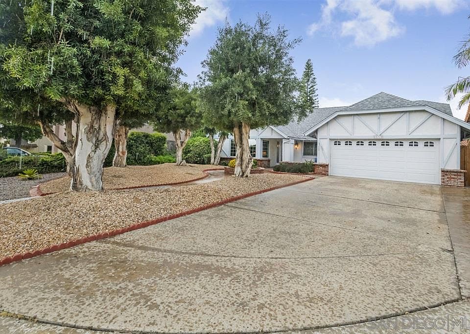 1st image of 11778 Papagallo Ct