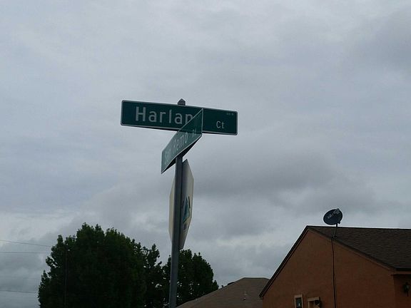 5th image of 723 Harland Ct