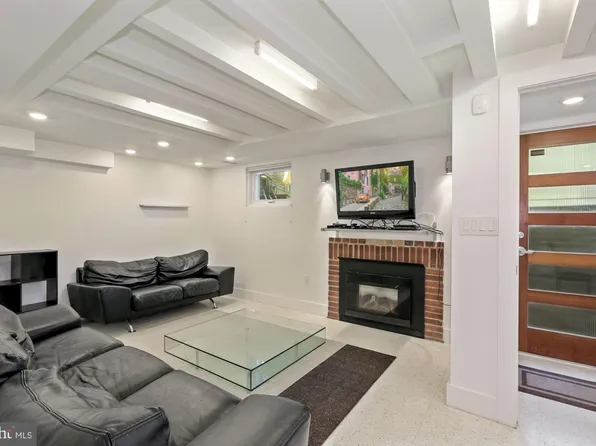 3640 Everett St NW, Washington, DC 20008