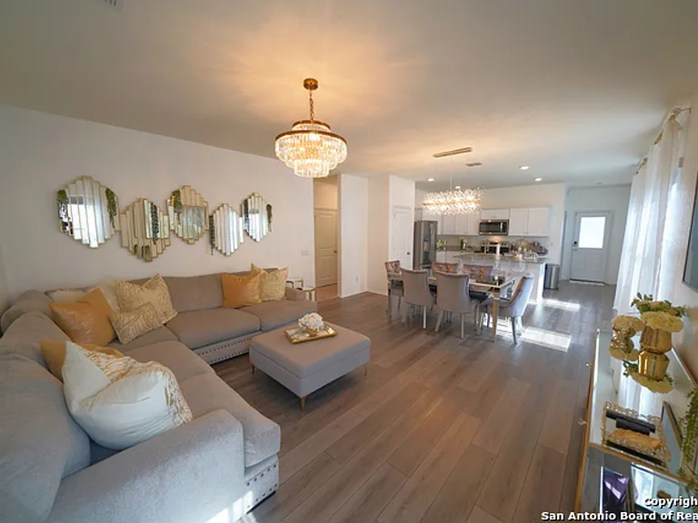 5527 Rue Girard — Photo 10