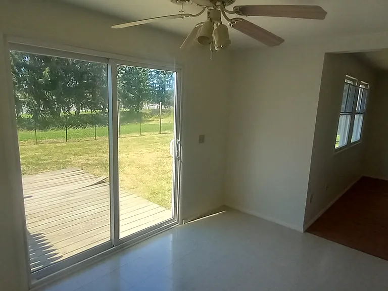 26393 Lynn Cir — Photo 4