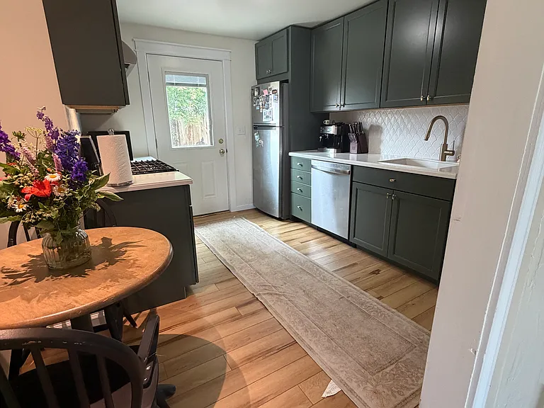 1531 Gallatin Ave — Photo 5